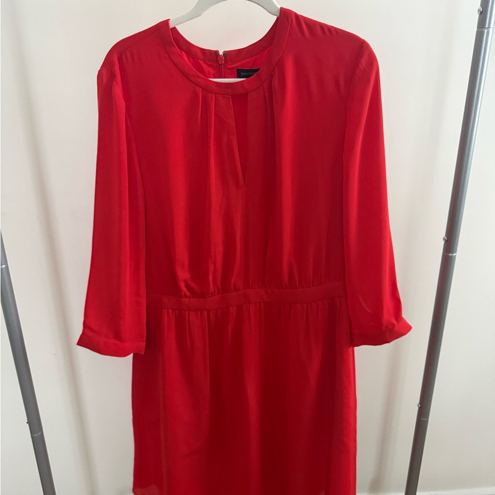Banana Republic. Elegant Red-Orange Dress